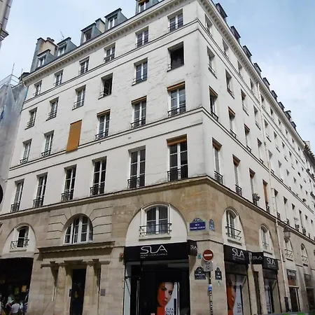 Fabulous Of For 4 People Lägenhet Paris